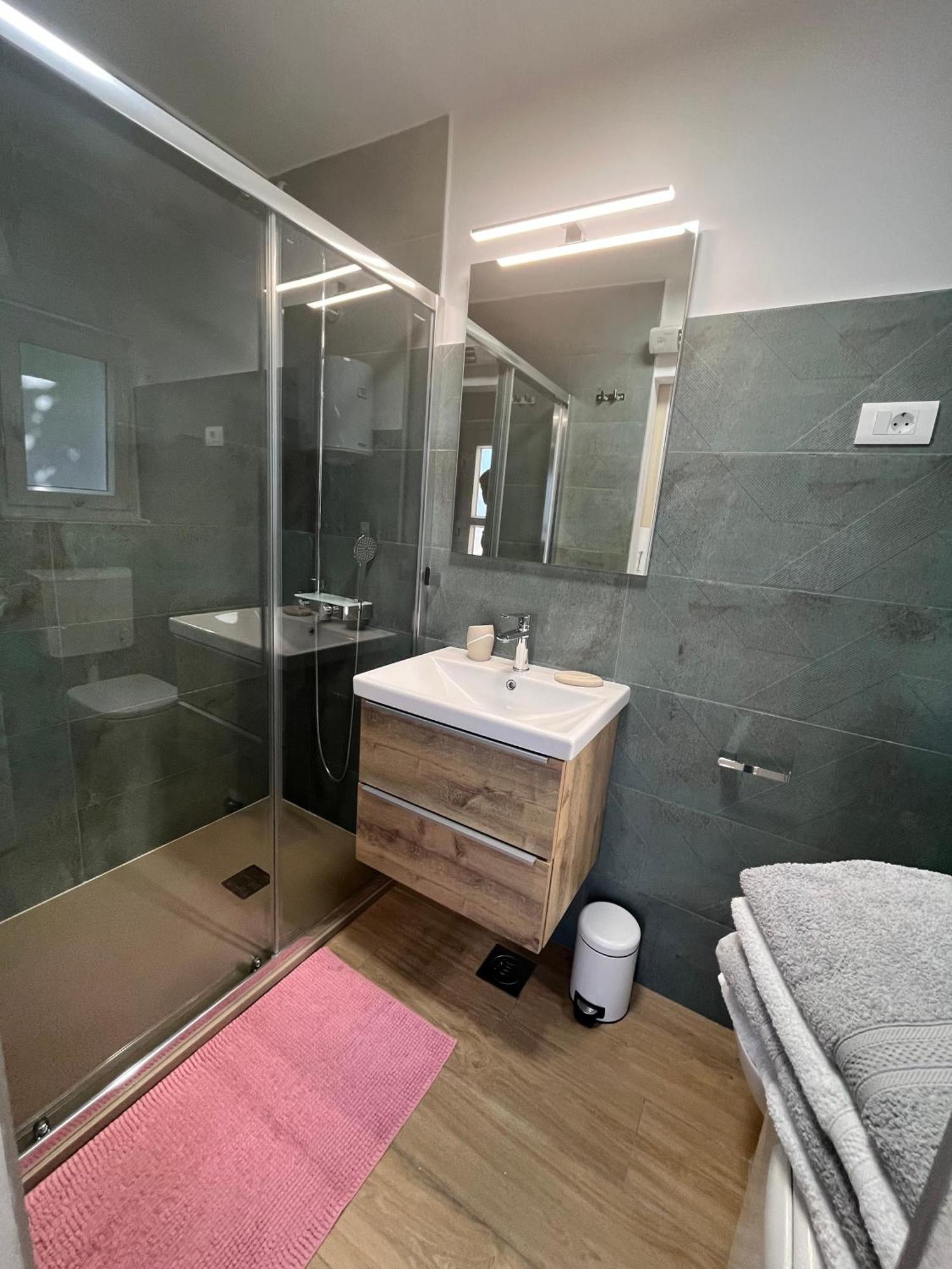 Holiday Home Dorina プーラ エクステリア 写真